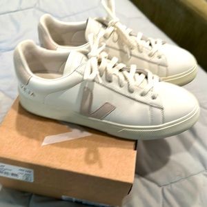 VEJA Volley Canvas shoes Sz 41 (10) worn once